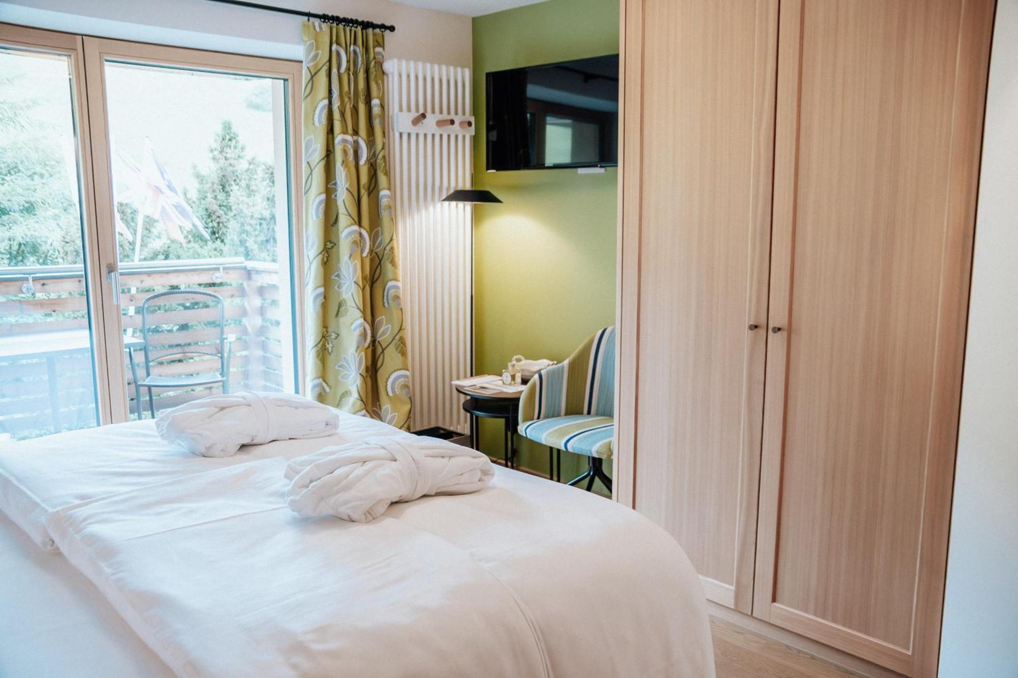 Hotel Goldener Berg Lech am Arlberg Exterior photo